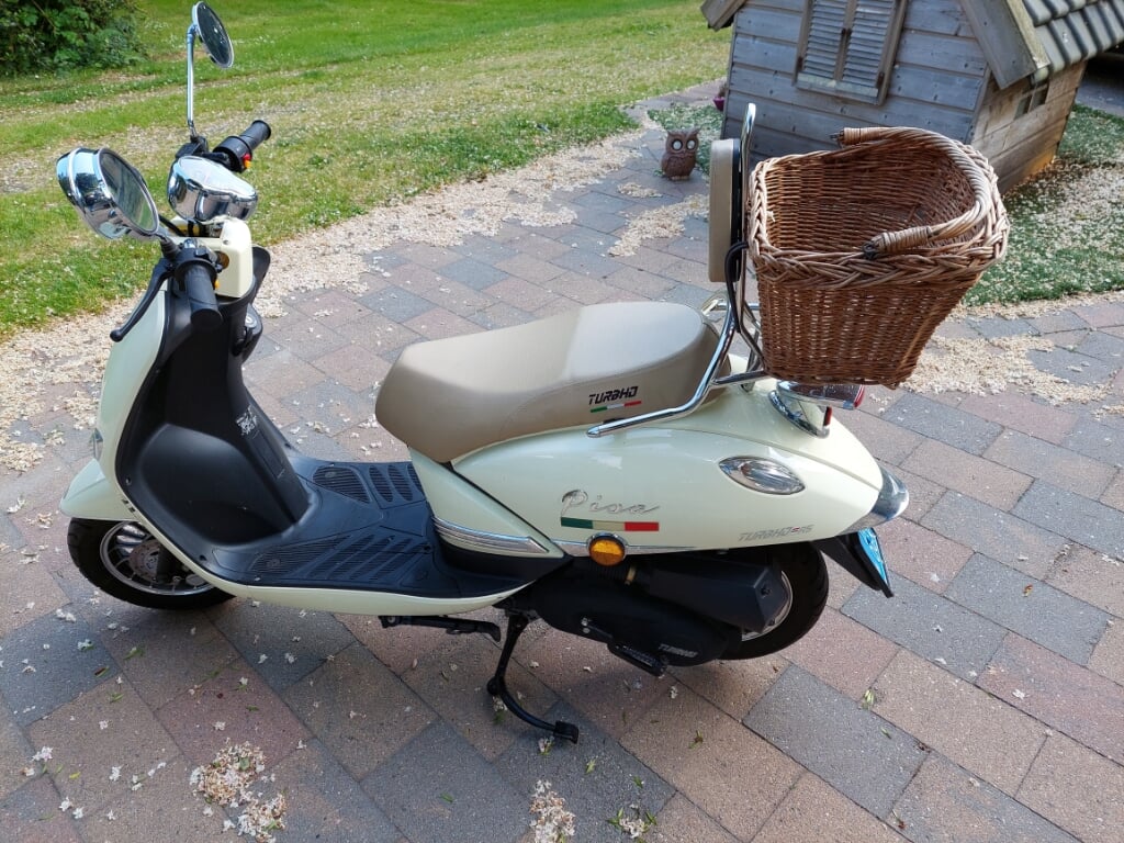 2 snorscooters