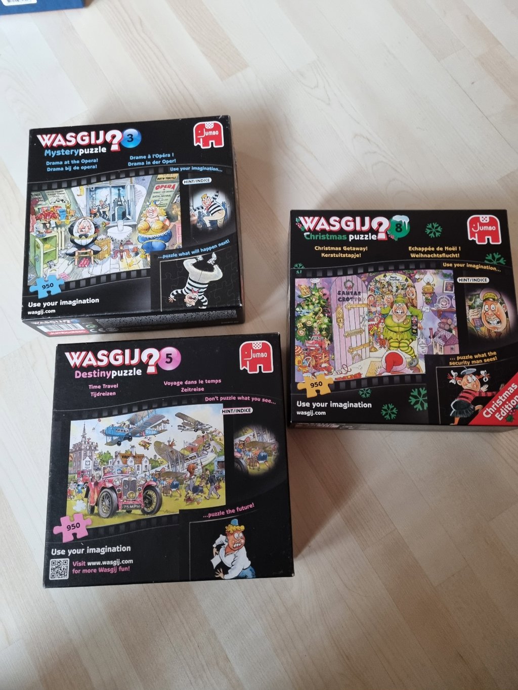 2 puzzels van Wasgij  950 stukjes € 6,00 p.st