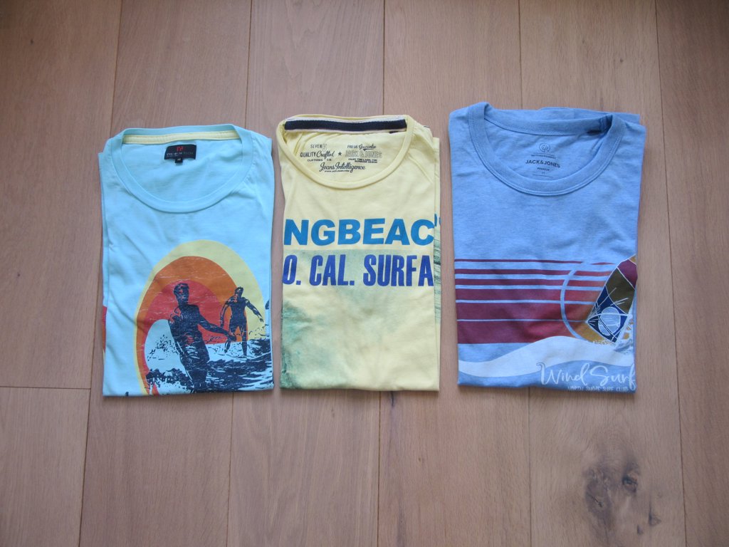 T shirts 3 stuks merk JACK JONES  maat medium nieuw en z.g.a.n. met surfprinten