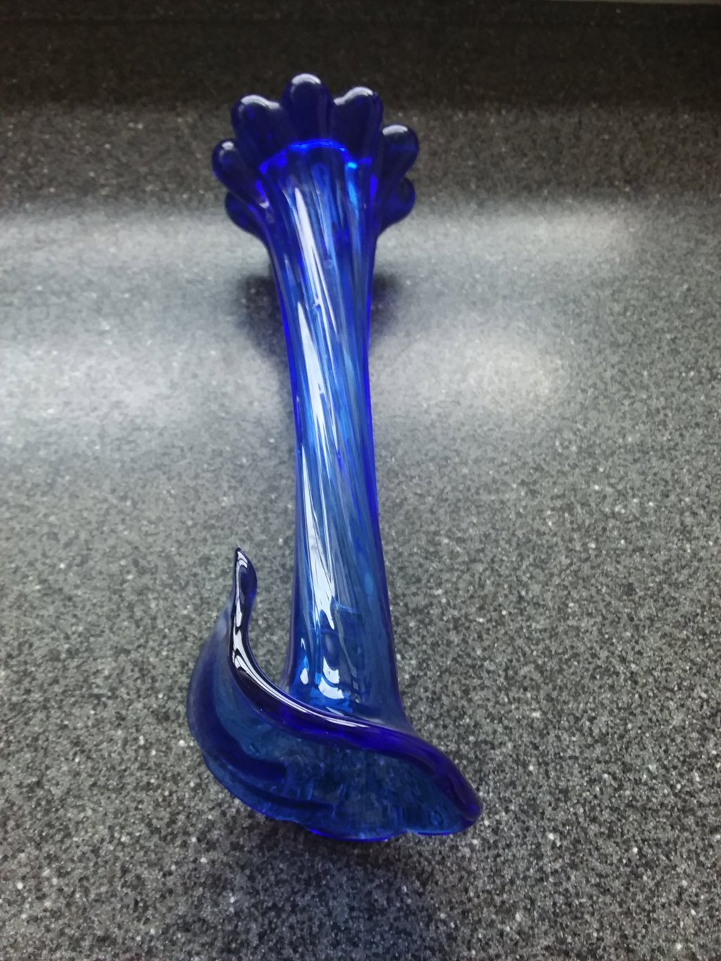 Mooie gevormde Blauw Glazen VAAS