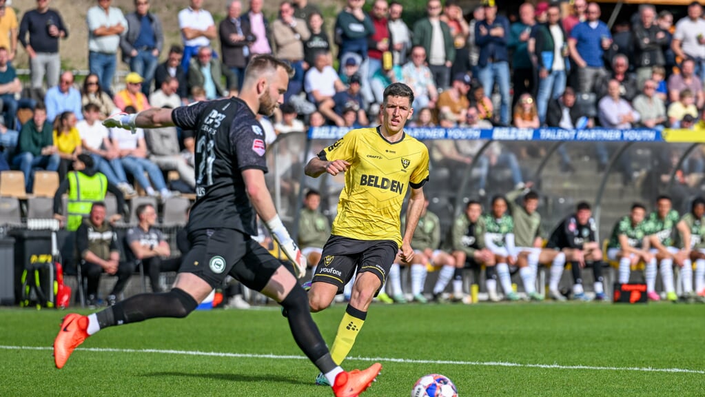 VENLO, 14-04-2024, Covebo Stadion de Koel,  Dutch Keuken Kampioen Divisie football season 2023-2024. Player VVV Venlo Michalis Kosidis during the match VVV Venlo - FC Groningen.