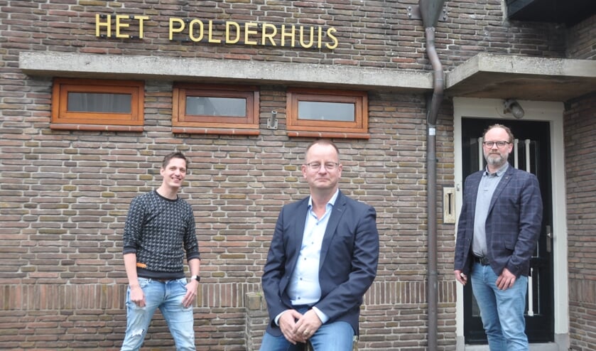 <p>Job Schepers (links) en Duncan Whyte (rechts) nemen het over van René de Lange.</p>