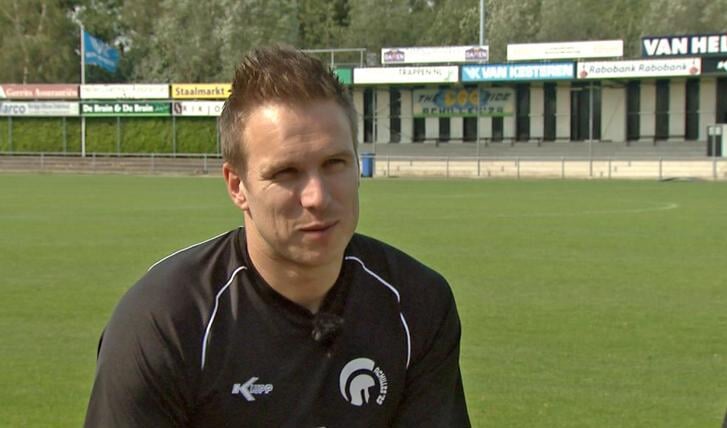 Achilles-aanvaller Freek Thoone uit Leunen scoorde de winnende treffer tegen FC Eindhoven.