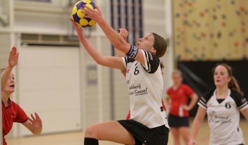 Lisa Verlijsdonk was met vijf treffers topscorer van De Peelkorf. Foto Henk Lammen.