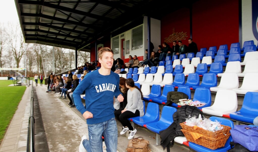 Klaas Manders is heel tevreden over de tussenstand van 900 euro. Foto Henk Lammen.