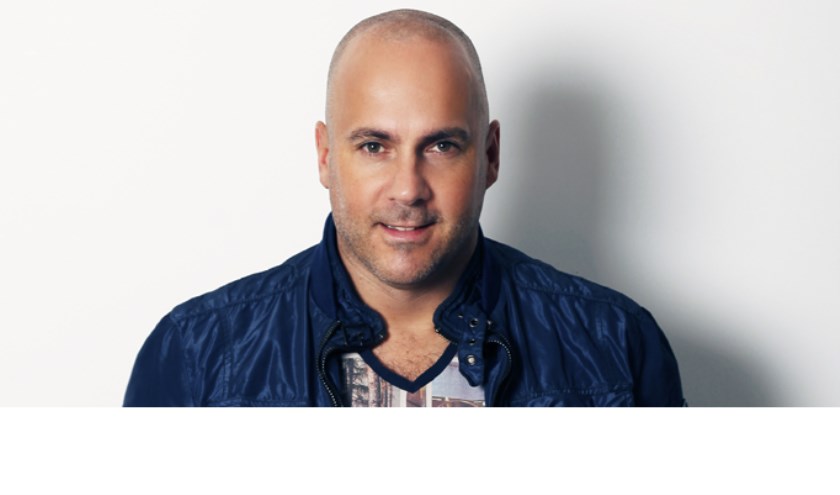 Mental Theo is een van de publiekstrekkers van Pump up the 90's.