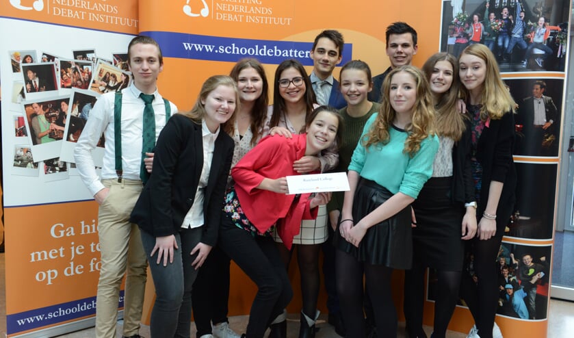 Het debatteam van het Raayland College.