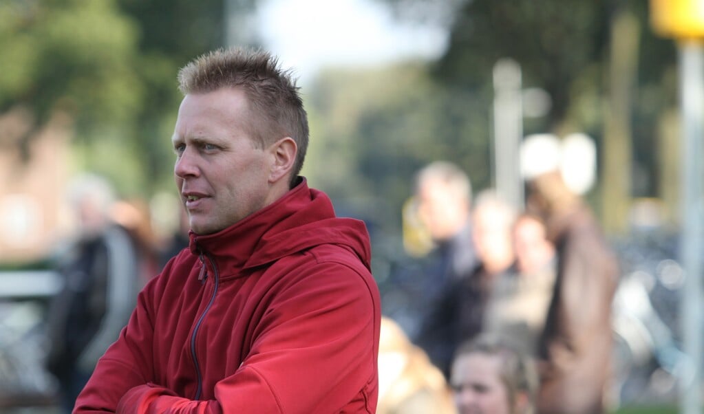 Erwin Dijkstra stopt na dit seizoen als hoofdcoach van Oranje Wit. Foto: Henk Lammen.
