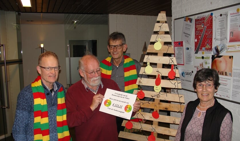 Van links naar rechts op de foto: Jan Koppes, Jan van Dijk, Jan Poels en Marriet Huppertz.