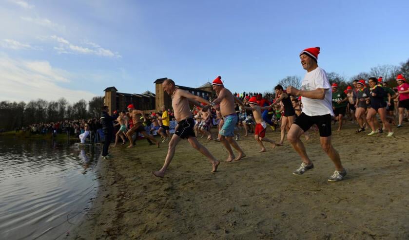 De Horster nieuwjaarsduik blijft voor de regio behouden.