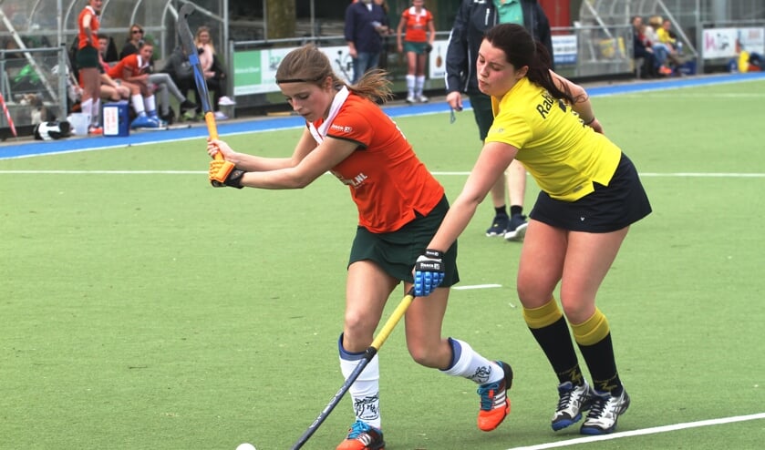 Stephanie Vennekens (links) haalt hard uit.