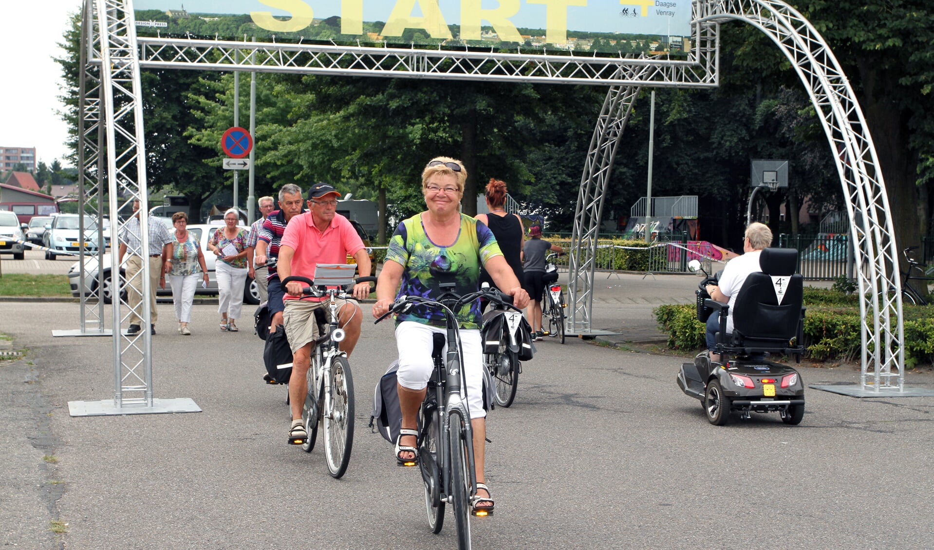 De Venrayse fietsvierdaagse start en finisht in 2017 en 2018 bij De Witte Hoeve. 