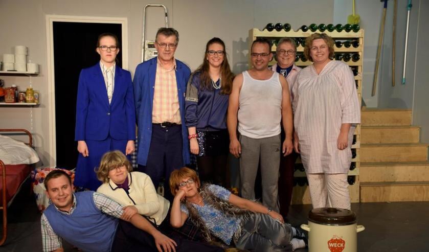 De spelers van De Kat in de kelder.
