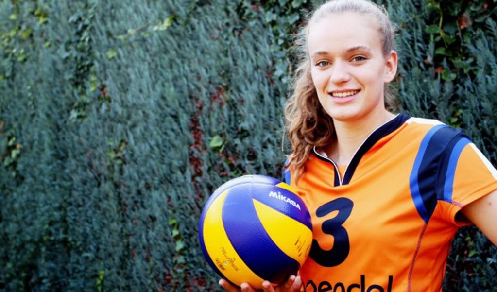 De pas 16-jarige Dagmar Boom speelde een uitstekend EK met Oranje -18. Foto: Henk Lammen.