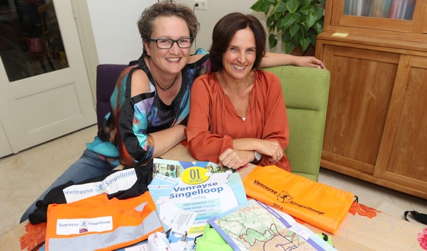 Ien Theraudin (rechts) en Linda Hooftman: "Het werkt een beetje verslavend.