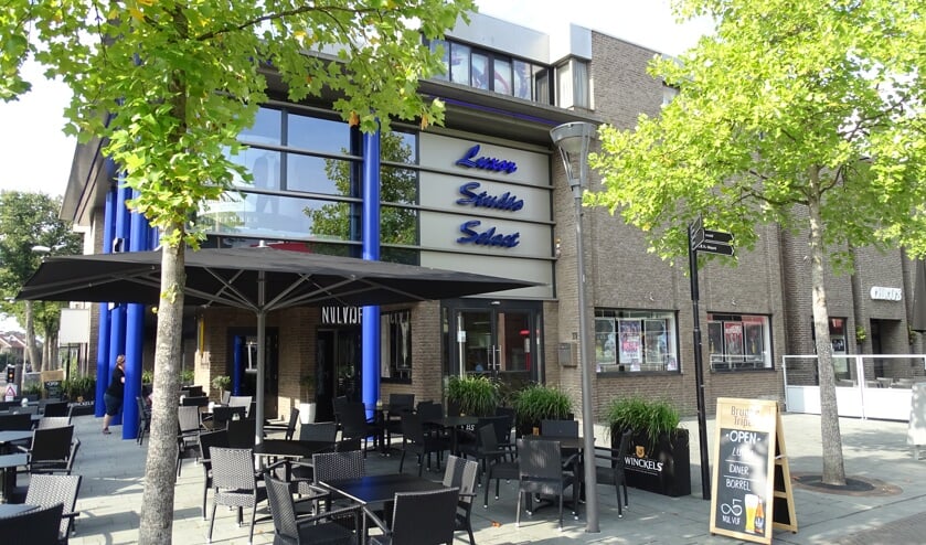 <p>Bezoekers dienen te reserveren via de bioscoop. </p>