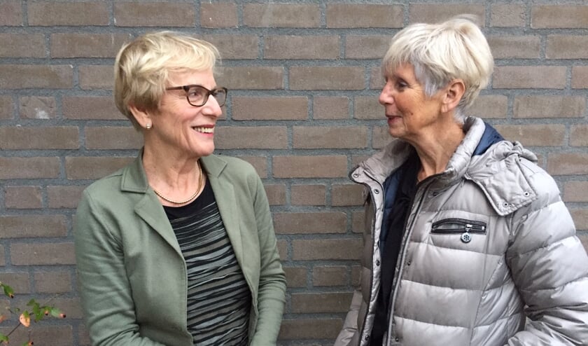 Miny Boersma, voorzitter VPTZ (l.) en gespreksleider Leny Thielen (r).