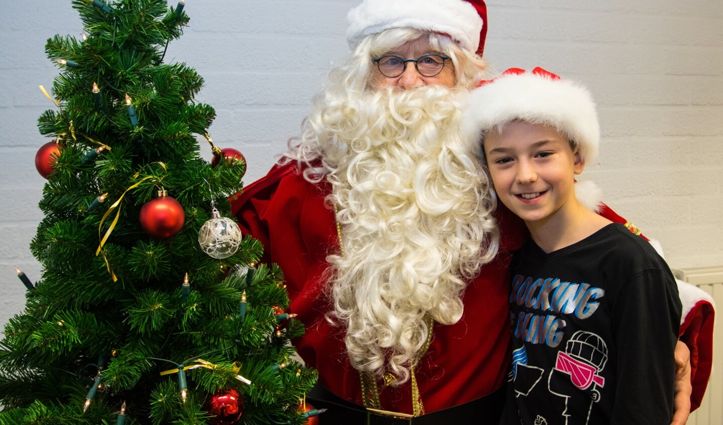 Zondag tijdens de Venrayse kerstmarkt houdt Peel en Maas een fotoactie met de Kerstman. Foto: Henk Lammen.
