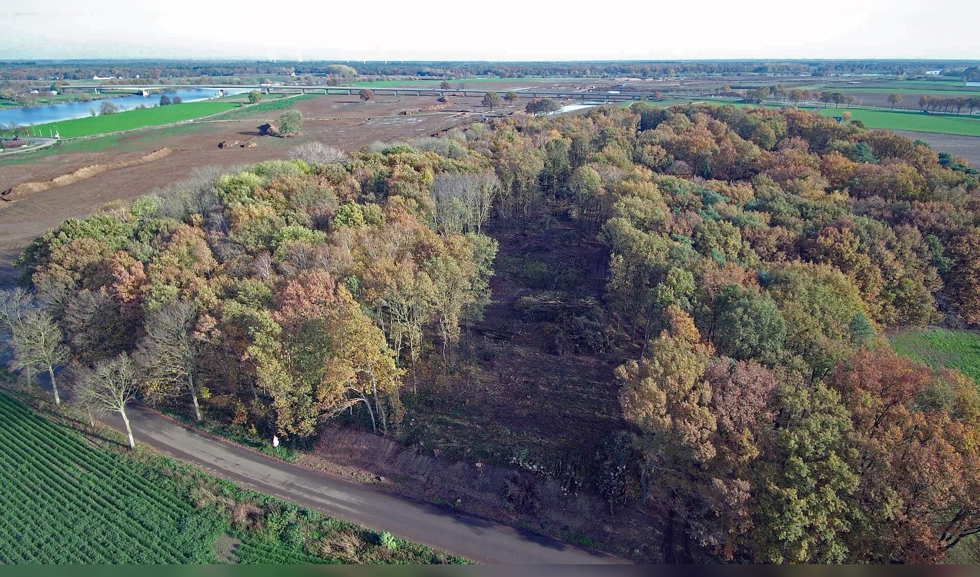 De werkzaamheden in Ooijen-Wanssum zijn  in volle gang. 