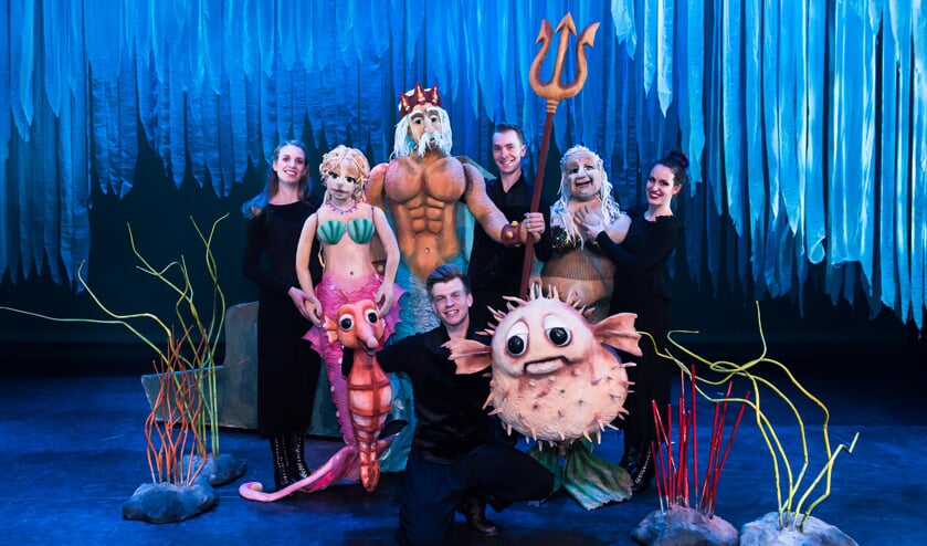 De cast van De Kleine Zeemeermin. Foto: Boy Hazes.
