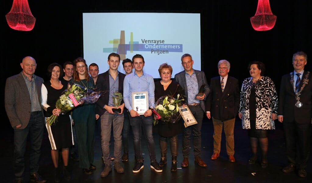 Autoverhuur De Mulder en maatschap Jenniskens-van Soest winnaars ondernemersprijzen. Foto:  Marcel  Hakvoort. 