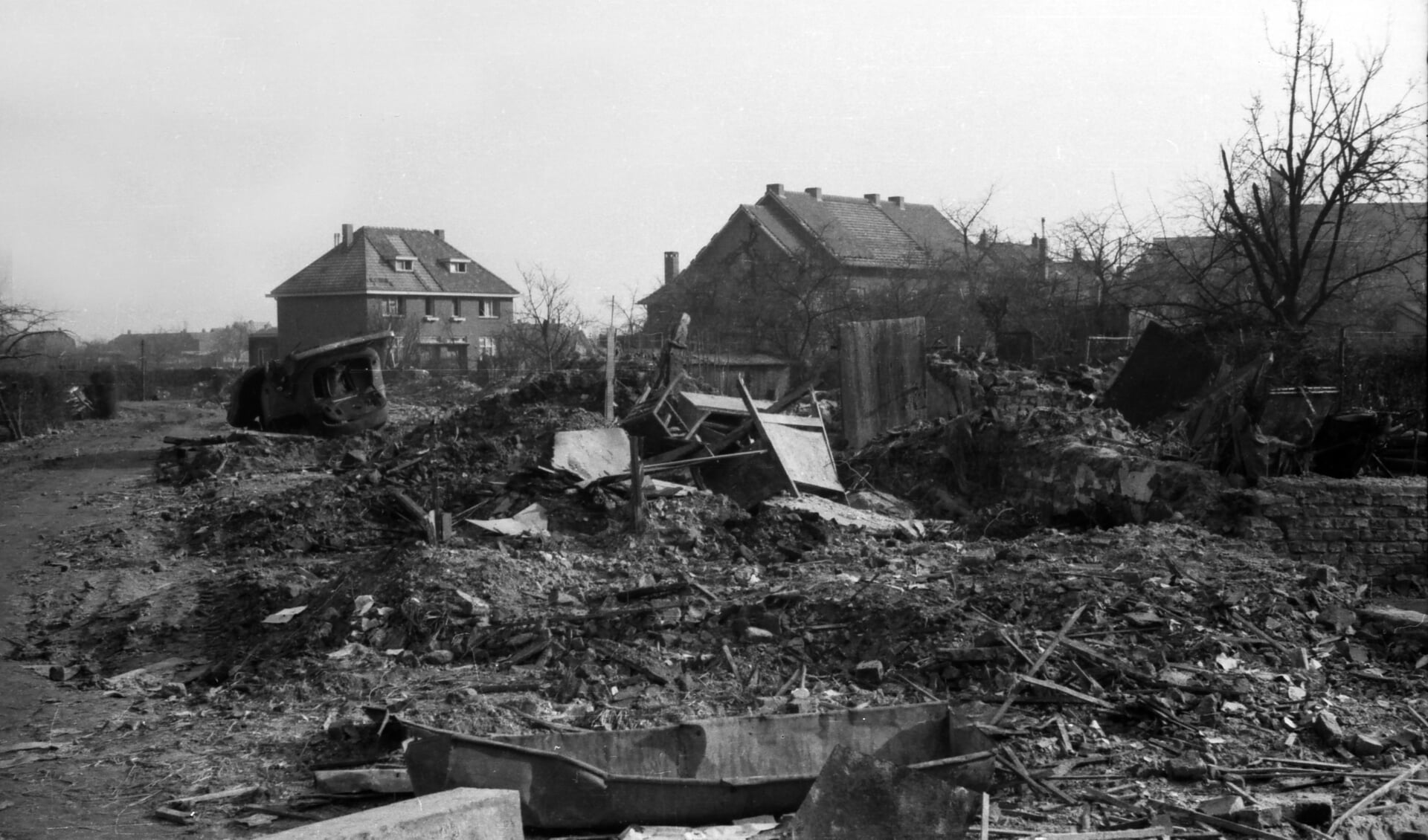 Foto: De bewoners van de Draalstraat, nu de Poststraat, kregen een aantal dodelijke treffers te verwerken bij het bombardement van 12 oktober 1944. 