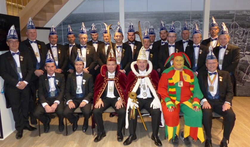 Nieuwe kostuums voor de Ruuk.