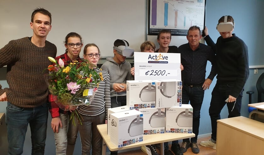 De afdeling praktijkonderwijs van het Raayland College ontving 2.500 euro van Active Personeelsdiensten
