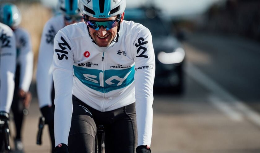 Wout Poels kan ook dit wielerseizoen weer rekenen op de steun van zijn fans. (persfoto Team Sky)