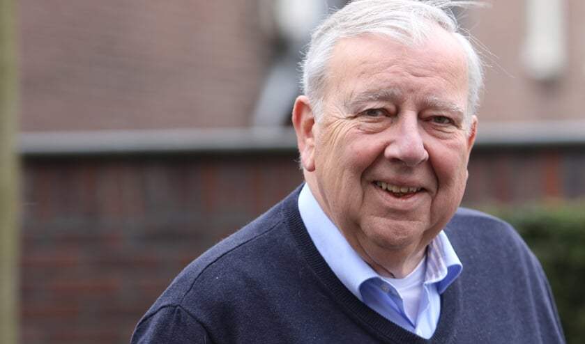 Jos Waals: "Je moet je als oud-burgemeester niet meer met de lokale politiek bemoeien." Foto: Henk Lammen