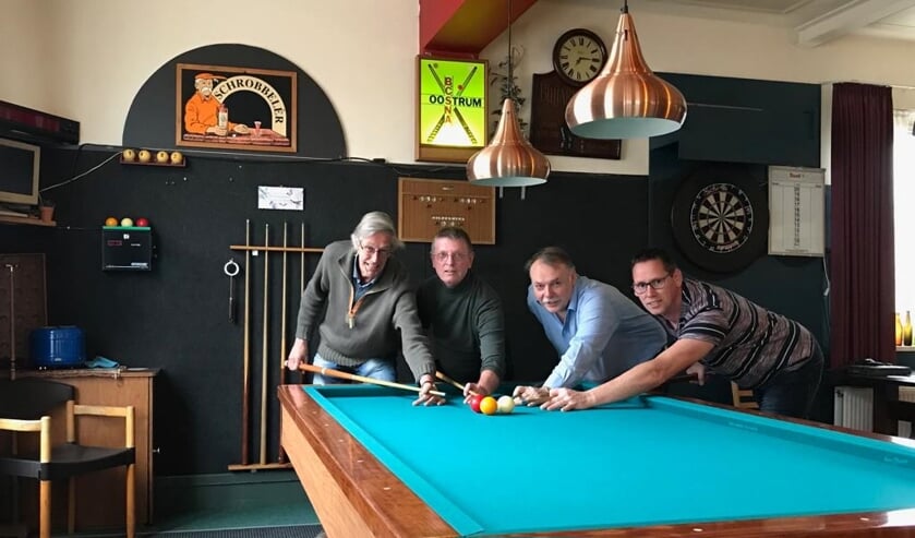 Op de foto van links naar rechts: Tom Receveur, Jo Magermans. Ronald Scherpenzeel en Pieter Verrijdt.