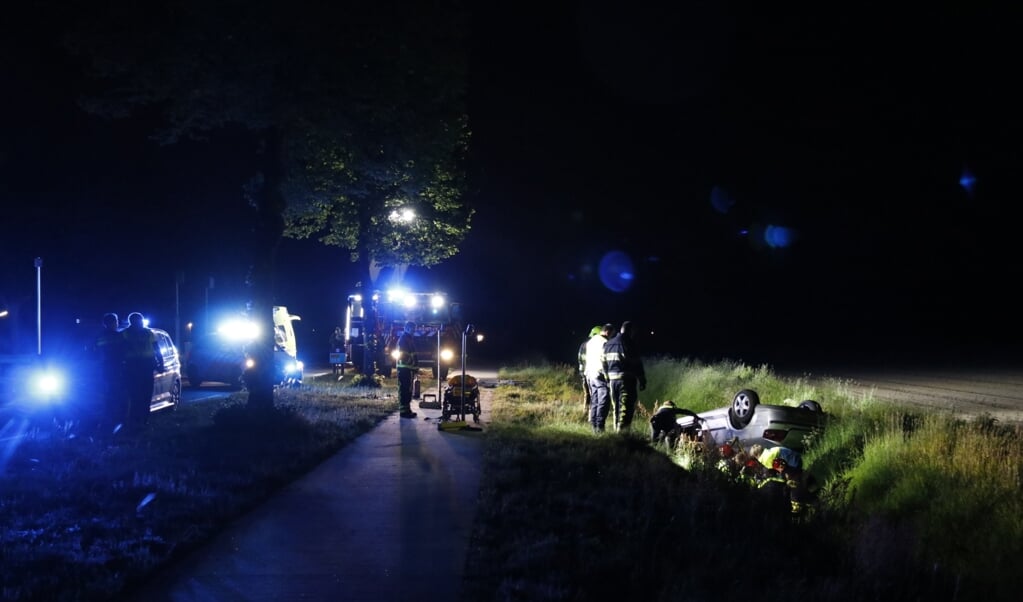 Bij het eenzijdig ongeluk bij Ysselsteyn belandde een auto in de greppel.
