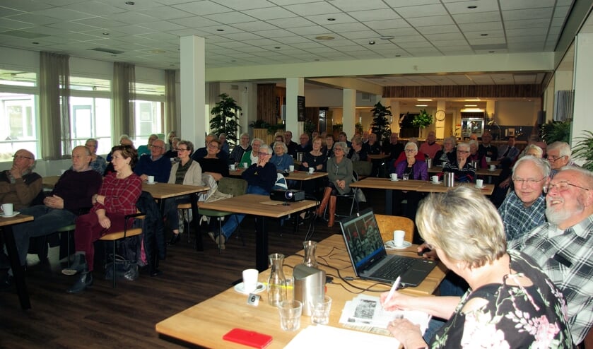 Nieuwe fotokijkmiddag op woensdag 15 mei van 14.30 tot 16.00 uur in zaal Het Schuttersveld. Archieffoto: May Volleberg.