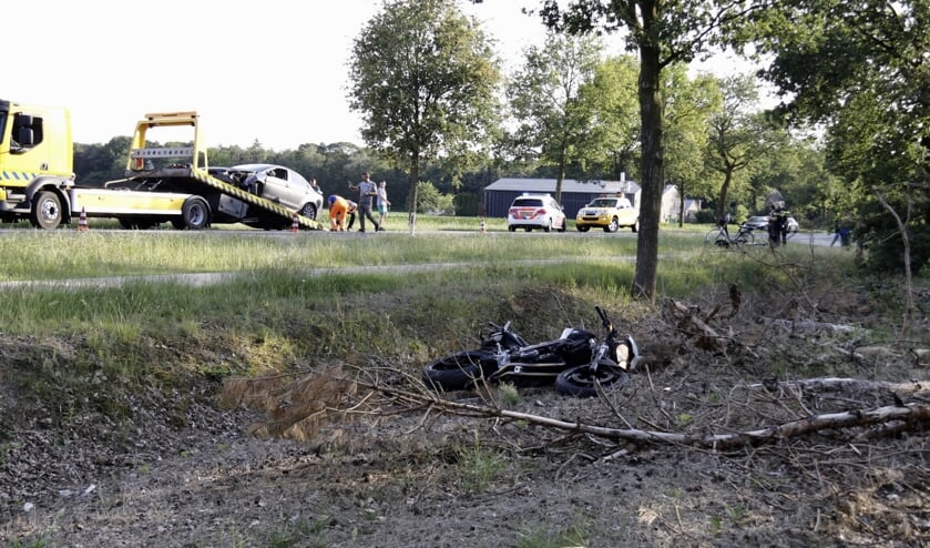 Motorrijder gewond bij aanrijding op N270 in Ysselsteyn.