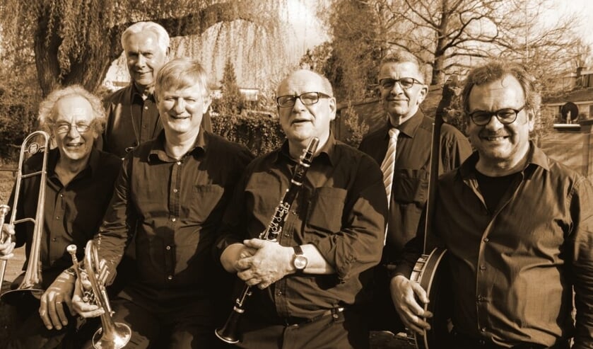 De Never Mind Jazz Band speelt op 23 juni in Geijsteren.