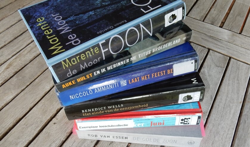 Een leeskring bestaat uit een kleine groep mensen die gedurende een periode hetzelfde boek lezen.