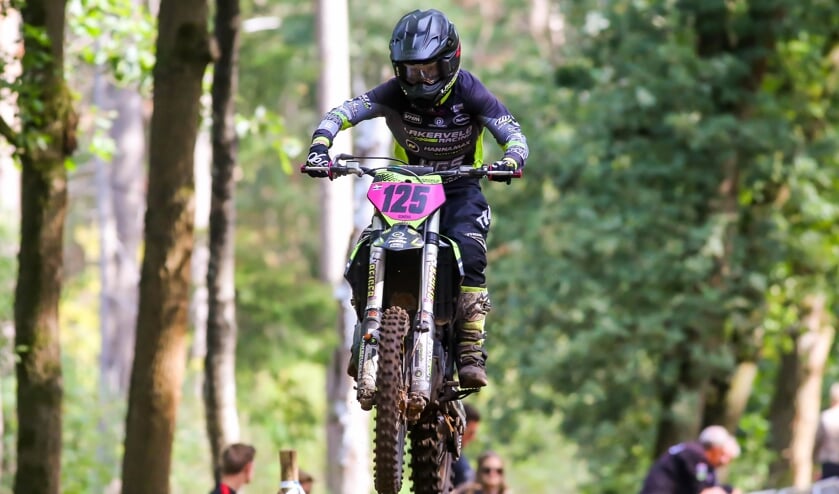 Amber Simons was oppermachtig in de damesklasse. Foto: Wilco van Dijk.