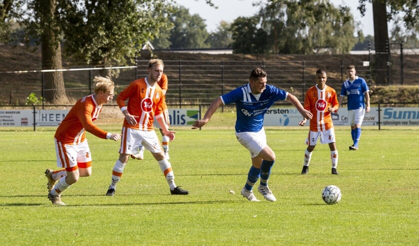 SV United was zondagmiddag te sterk voor Stormvogels'28: 4-2.