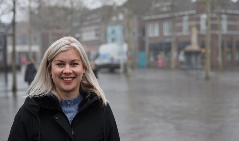 <p>Daisy Mertens op archiefbeeld in het centrum van Venray.</p>