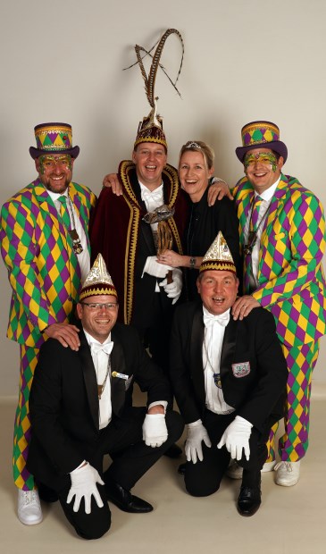 Prins Ferry I en zijn gevolg.