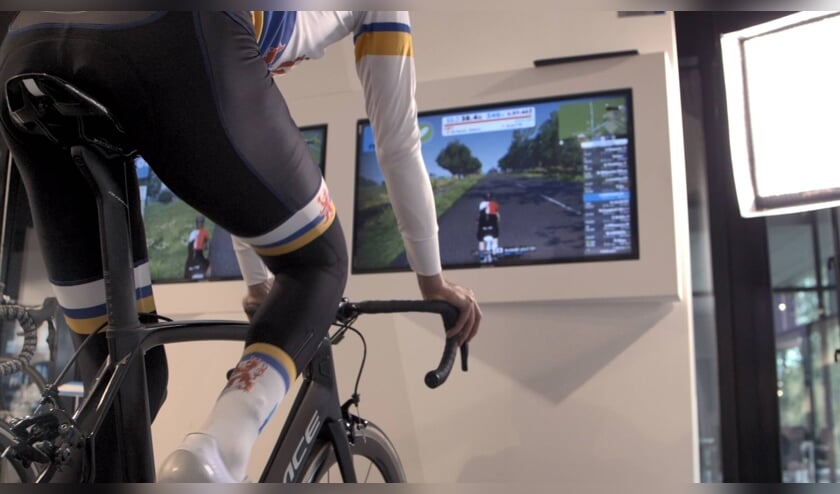 <p>Basisschoolleerlingen maken op een moderne en virtuele manier kennis met de wielersport.</p>