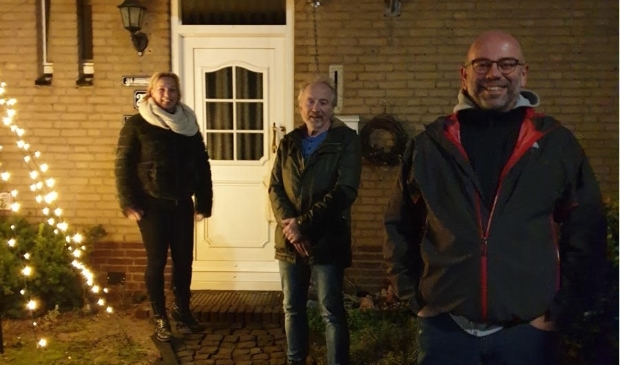 Buurtvereniging Het Schildernest in de avonduren op pad
