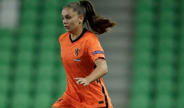 <p>Lieke Martens weer eens ouderwets ongrijpbaar</p>