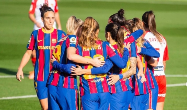 Lieke Martens goed voor drie treffers tegen Santa Teresa