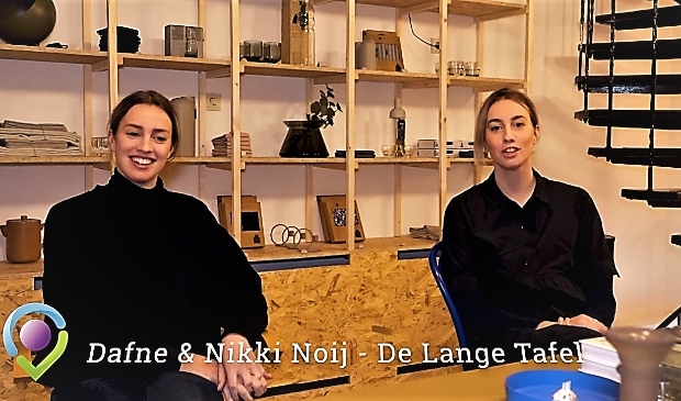 Kunstzinnige tweeling begint met een creatieve winkel