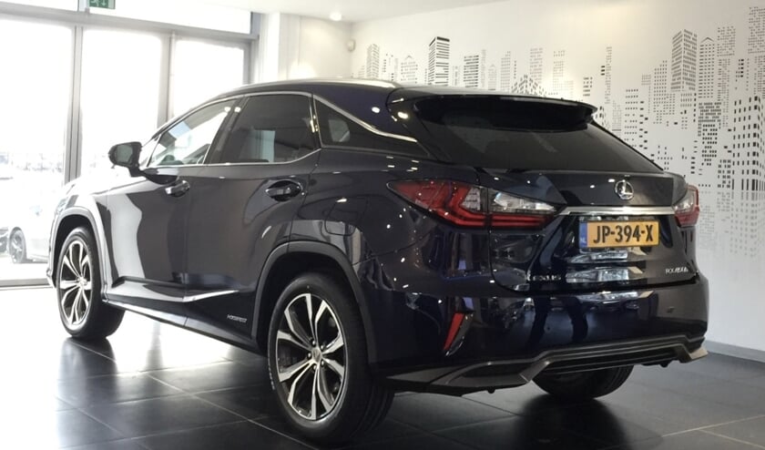 Een Lexus RX 450 H is afgelopen nacht gestolen.