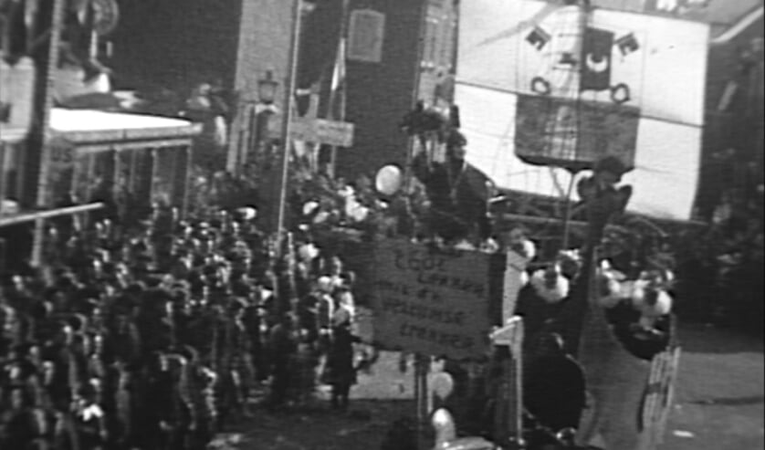 Nostalgische vastelaovesbeelden in Venray van toen.