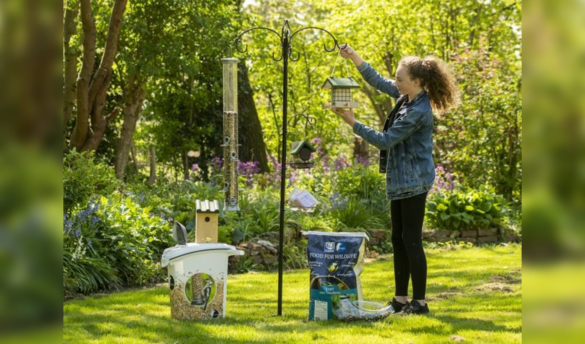 Vivara is dagelijks bezig met het ontwikkelen, produceren en verbeteren van producten voor een diervriendelijke tuin. 