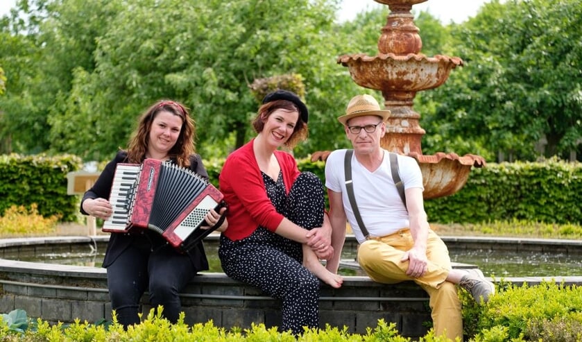 Schouwburg Venray presenteert op zaterdagavond 4 juli een compleet verzorgde dinnershow met Muzifique.