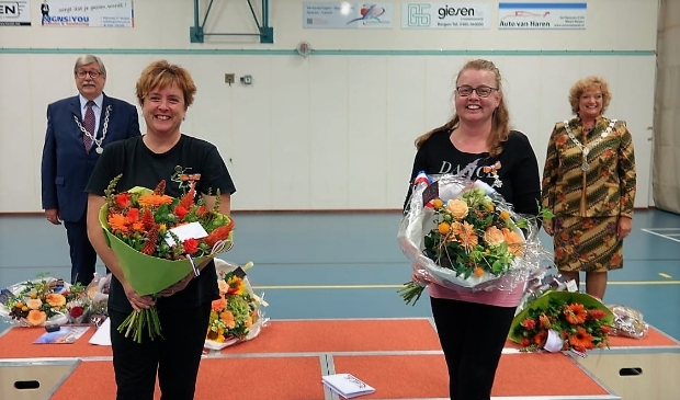 Twee burgemeesters voor twee gedecoreerden